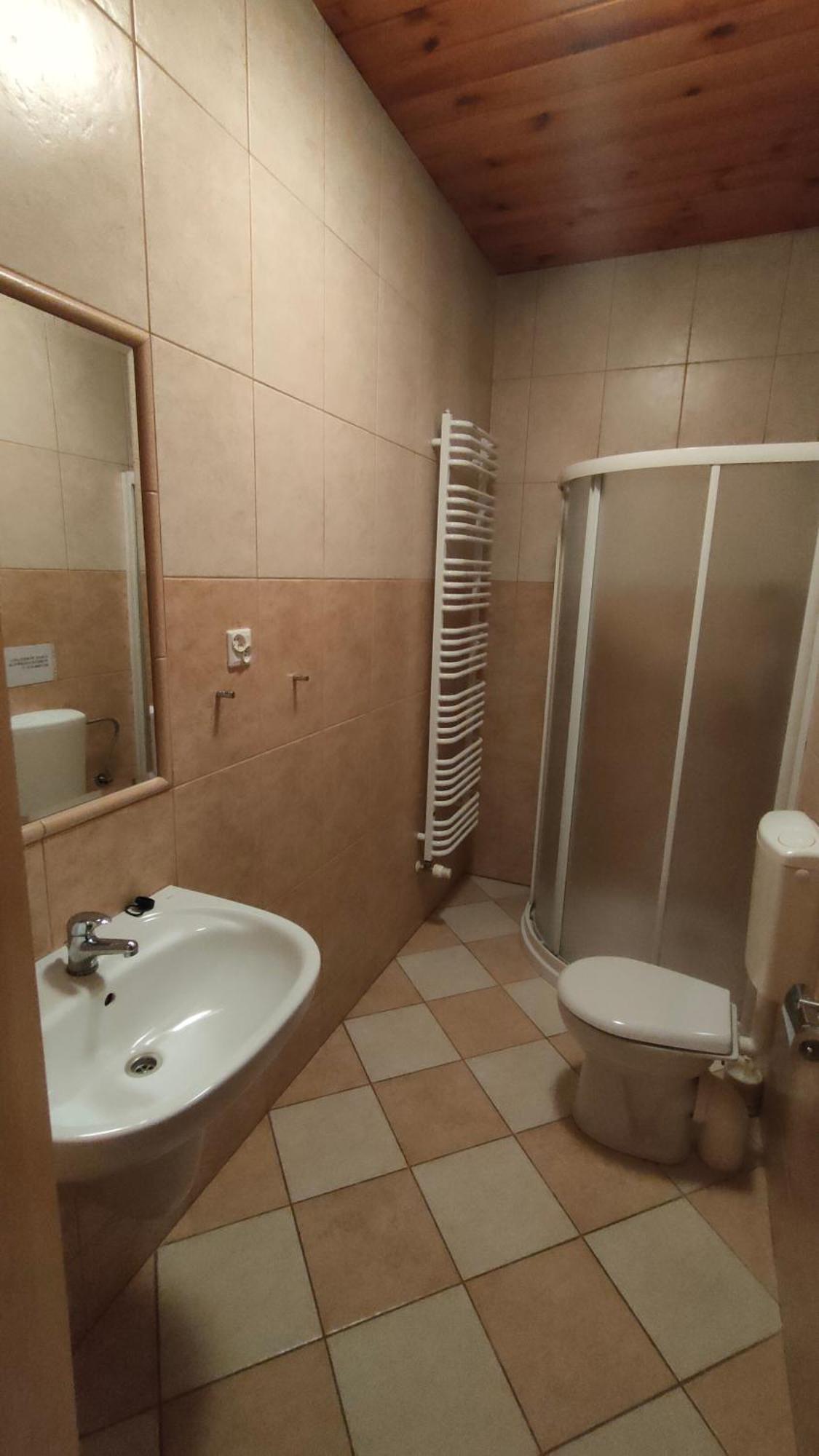 Biernat S.J. Hotel Gadki ภายนอก รูปภาพ